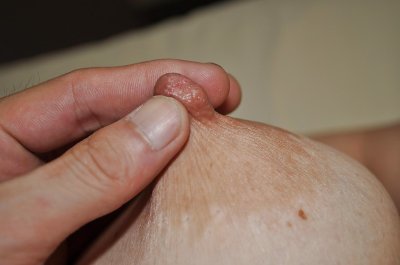 Asian lady Yumi Ohno has some nipples tweaking and pussy fingering fun Gallery Cover Image